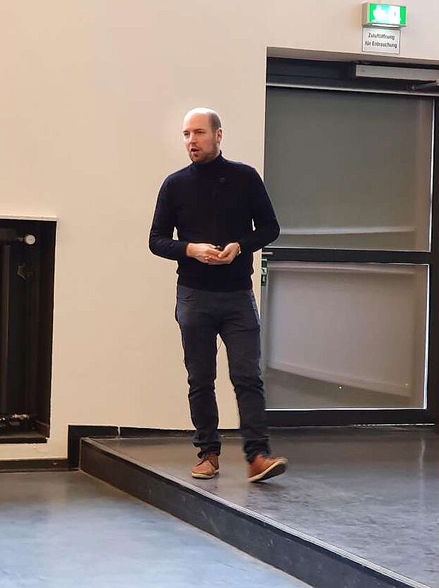 Prof. Wagner während einer Vorlesung